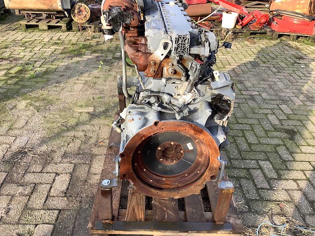Deutz - bf 6m 1013 fc - diesel motor - afbeelding 2 van  4