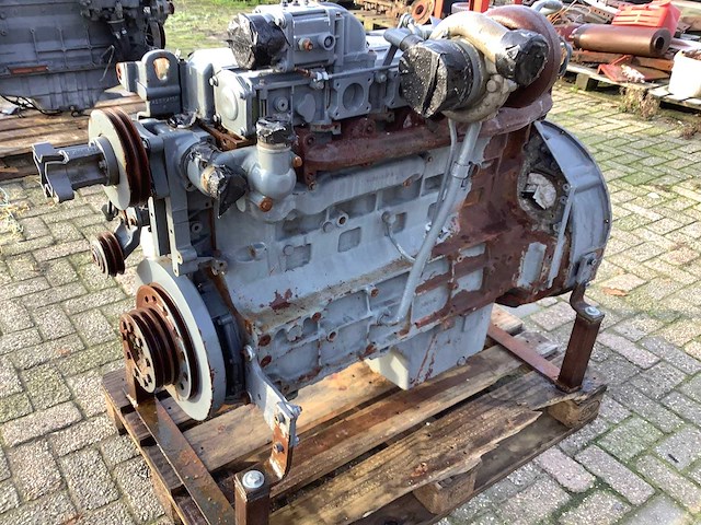 Deutz - bf 6m 1013 fc - dieselmotor - afbeelding 1 van  5
