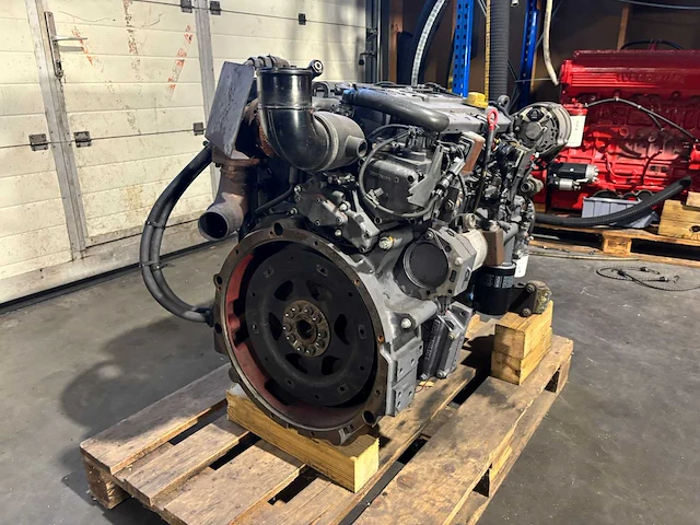Deutz - bf4m 1012e - dieselmotor - afbeelding 2 van  12