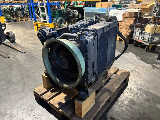 Deutz - bf4m 1012e - dieselmotor - afbeelding 7 van  12