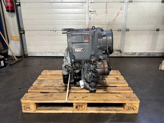 Deutz - f2l 1011 - dieselmotor - afbeelding 4 van  8