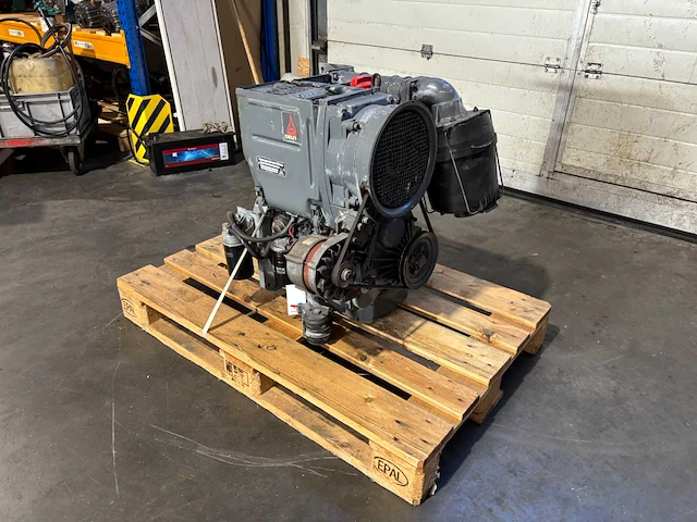 Deutz - f2l 1011 - dieselmotor - afbeelding 5 van  8