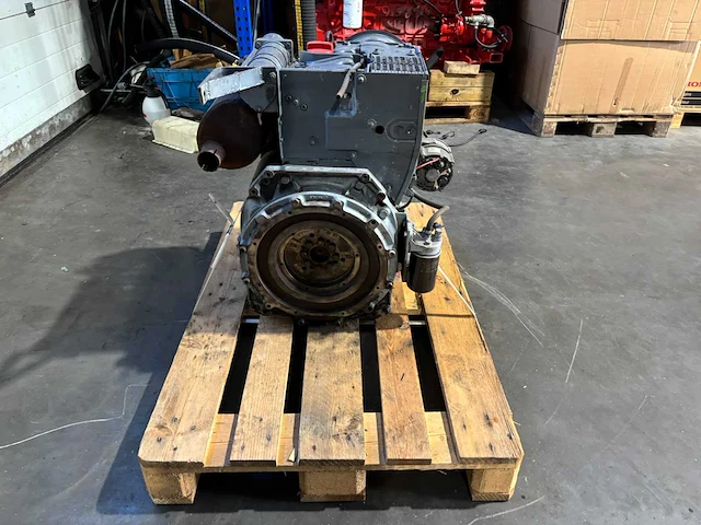 Deutz - f2l 1011 - dieselmotor - afbeelding 4 van  8
