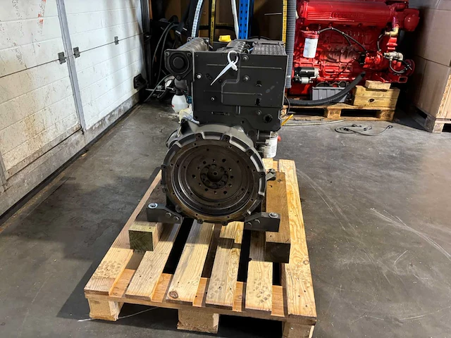 Deutz - f3l 2011 (gereviseerd) - dieselmotor - afbeelding 10 van  10