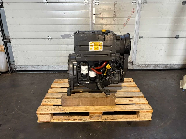 Deutz - f3l 2011 (gereviseerd) - dieselmotor - afbeelding 1 van  10
