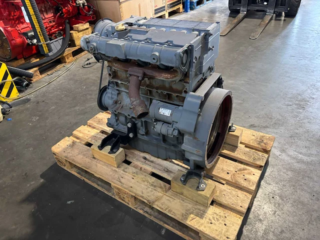 Deutz - f4l 2011 - dieselmotor - afbeelding 7 van  9
