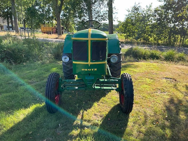 Deutz 514 tweewielaangedreven landbouwtractor - afbeelding 3 van  11