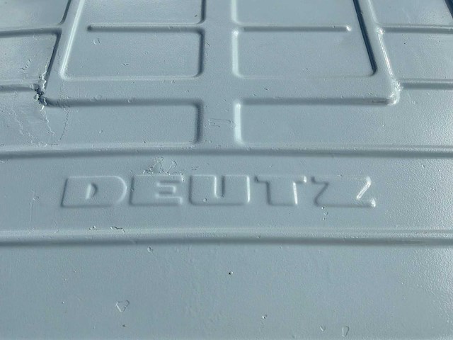 Deutz 8 cilinder f8l413f noodstroomaggregaat - afbeelding 6 van  17