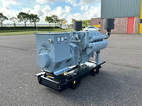 Deutz 8 cilinder f8l413f noodstroomaggregaat - afbeelding 10 van  17