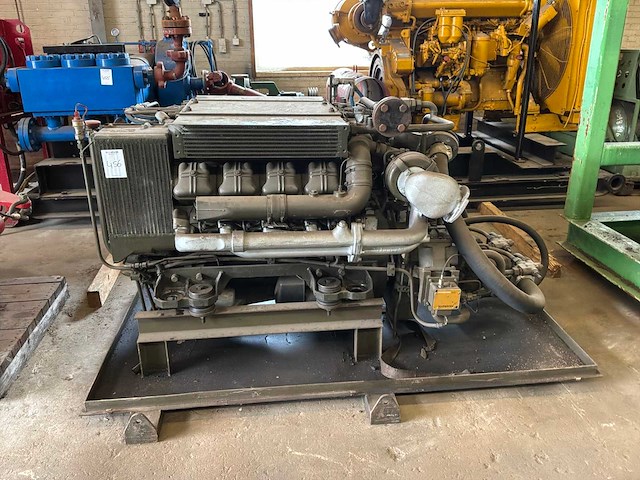 Deutz 8f8l513 dieselmotor - afbeelding 2 van  4