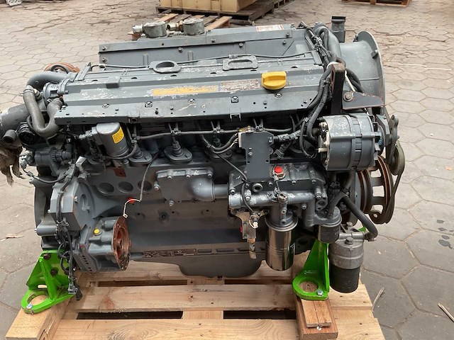 Deutz bf6m 1012 dieselmotor - afbeelding 6 van  10