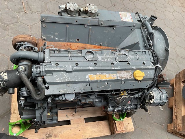 Deutz bf6m 1012 dieselmotor - afbeelding 10 van  10