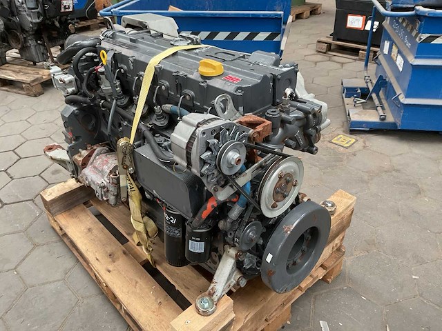Deutz bf6m2012 dieselmotor - afbeelding 4 van  10