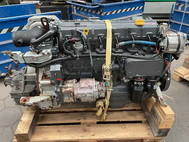 Deutz bf6m2012 dieselmotor - afbeelding 6 van  10