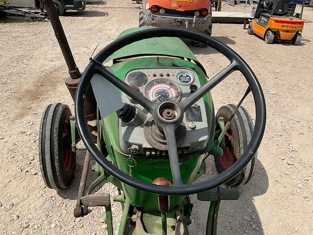 Deutz d 40 05 luchtgekoeld oldtimer tractor - afbeelding 2 van  8