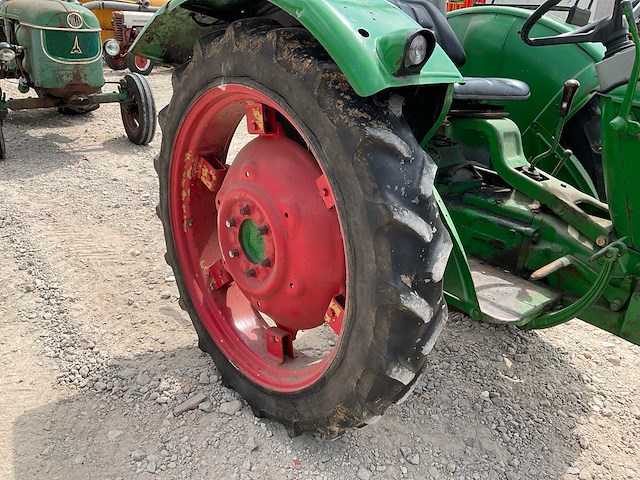 Deutz d 40 05 luchtgekoeld oldtimer tractor - afbeelding 3 van  8