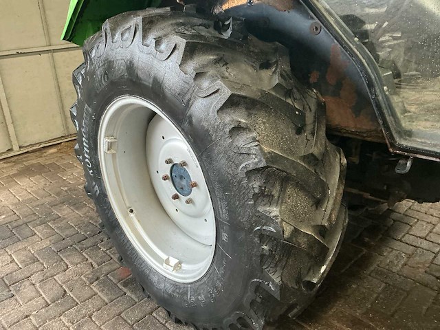 Deutz d1008 tweewielaangedreven landbouwtractor - afbeelding 4 van  11