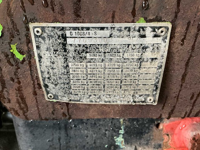 Deutz d1008 tweewielaangedreven landbouwtractor - afbeelding 10 van  11