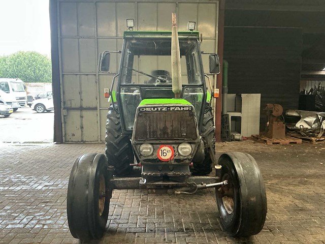 Deutz d1008 tweewielaangedreven landbouwtractor - afbeelding 8 van  11