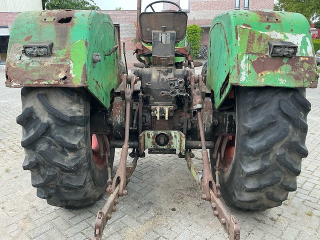 Deutz d13006s vierwielaangedreven landbouwtractor - afbeelding 8 van  33