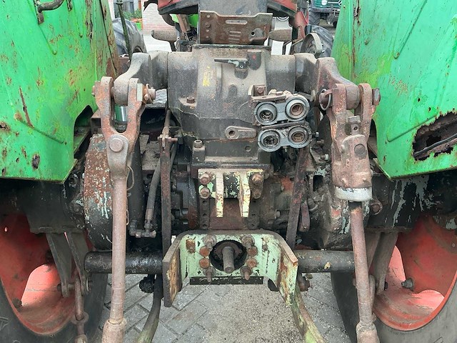 Deutz d13006s vierwielaangedreven landbouwtractor - afbeelding 9 van  33