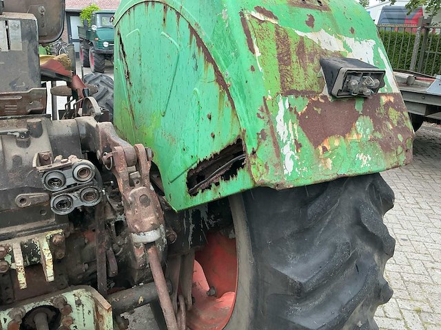 Deutz d13006s vierwielaangedreven landbouwtractor - afbeelding 13 van  33