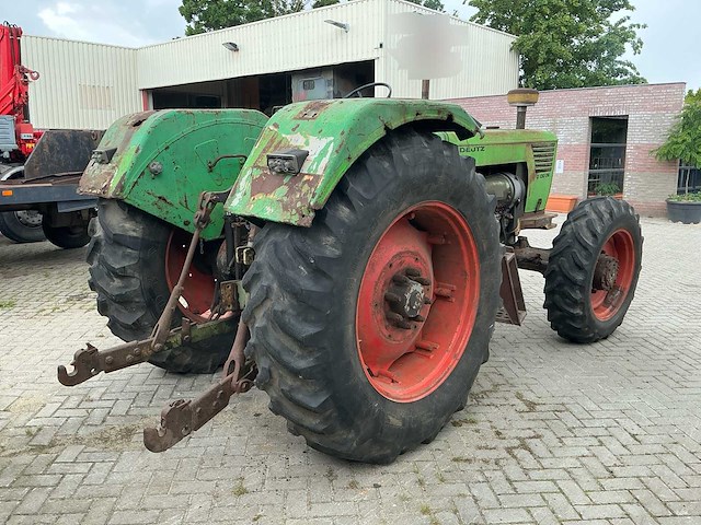 Deutz d13006s vierwielaangedreven landbouwtractor - afbeelding 29 van  33