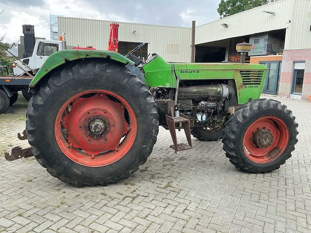 Deutz d13006s vierwielaangedreven landbouwtractor - afbeelding 30 van  33