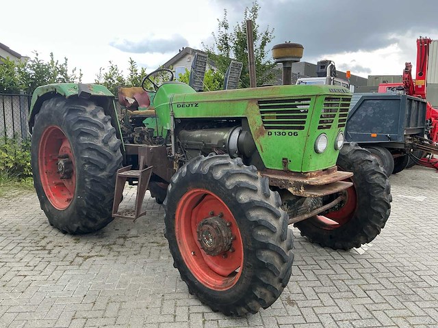 Deutz d13006s vierwielaangedreven landbouwtractor - afbeelding 31 van  33