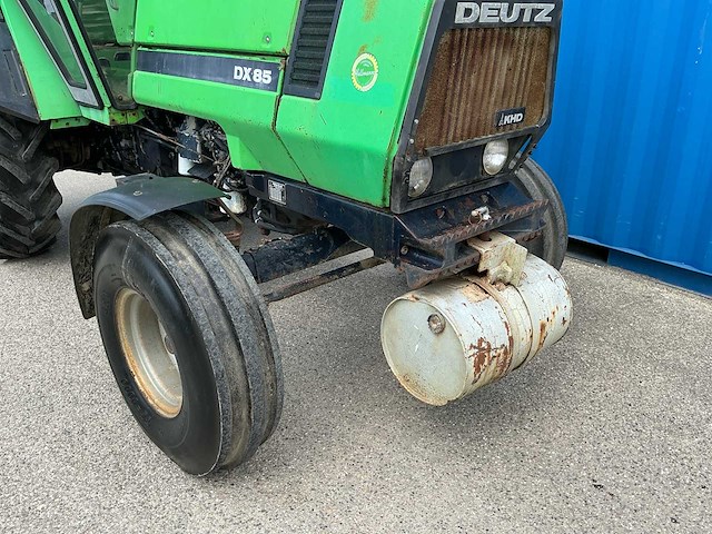 Deutz dx85 tweewielaangedreven landbouwtractor - afbeelding 26 van  30
