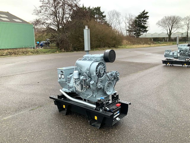 Deutz f3l912 noodstroomaggregaat - afbeelding 8 van  8
