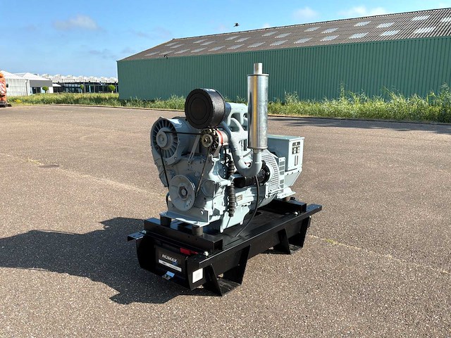 Deutz f3l912 noodstroomaggregaat - afbeelding 5 van  9