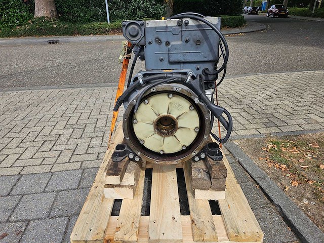 Deutz f4l 2011 - dieselmotor - afbeelding 4 van  8