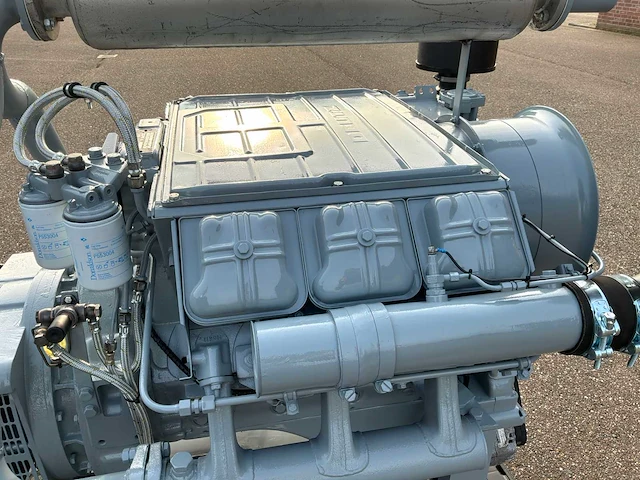 Deutz f6l413v noodstroomaggregaat - afbeelding 5 van  18