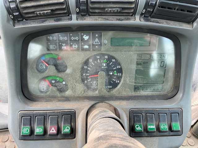 Deutz-fahr - 2001 - argotron 120 - vierwielaangedreven landbouwtractor - afbeelding 39 van  71