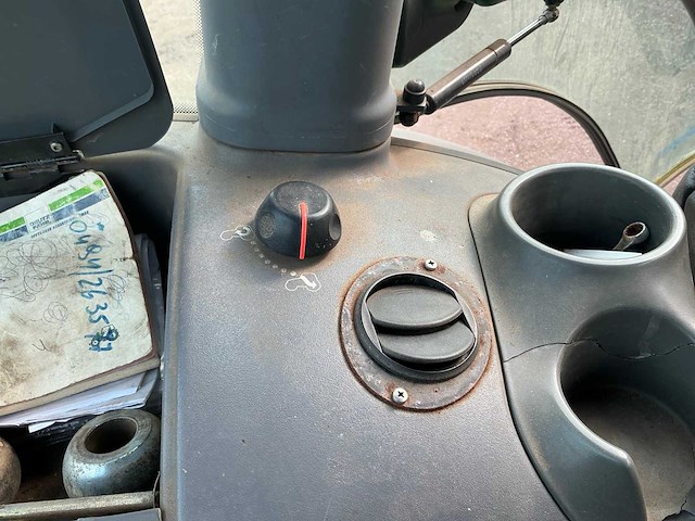 Deutz-fahr - 2001 - argotron 120 - vierwielaangedreven landbouwtractor - afbeelding 58 van  71