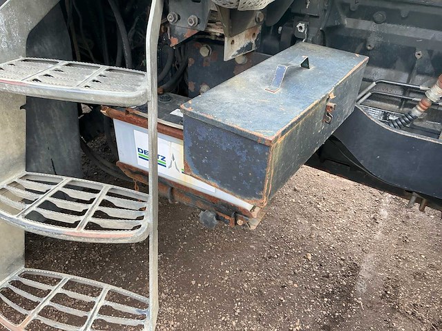 Deutz-fahr - 2001 - argotron 120 - vierwielaangedreven landbouwtractor - afbeelding 28 van  71