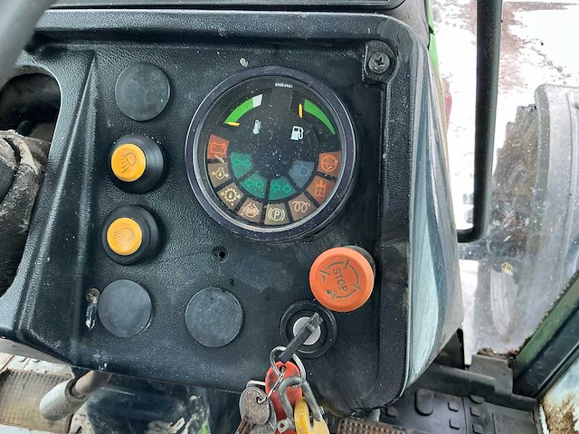 Deutz fahr 1026at vierwielaangedreven landbouwtractor - afbeelding 17 van  29