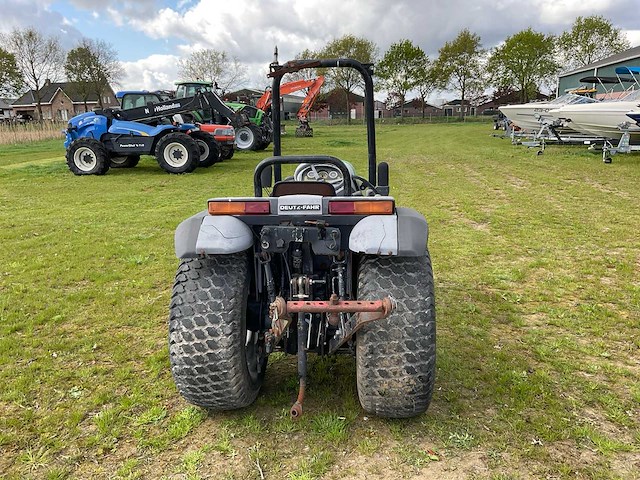 Deutz-fahr agrokid 30 2-wd smalspoor- en compacttractor - afbeelding 15 van  19