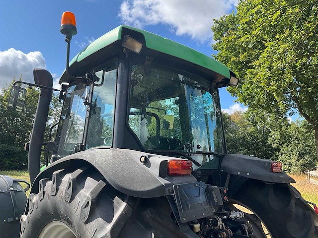 Deutz fahr agroplus 100 vierwielaangedreven landbouwtractor - afbeelding 7 van  35