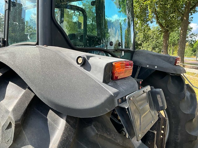 Deutz fahr agroplus 100 vierwielaangedreven landbouwtractor - afbeelding 8 van  35