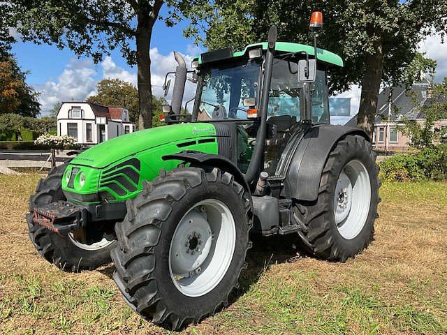 Deutz fahr agroplus 100 vierwielaangedreven landbouwtractor - afbeelding 12 van  35