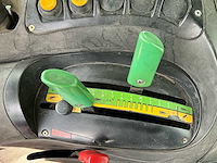 Deutz fahr agroplus 100 vierwielaangedreven landbouwtractor - afbeelding 25 van  35