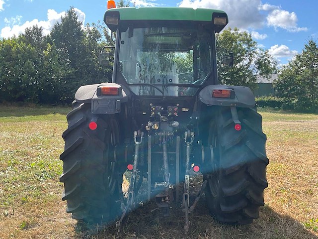 Deutz fahr agroplus 100 vierwielaangedreven landbouwtractor - afbeelding 33 van  35