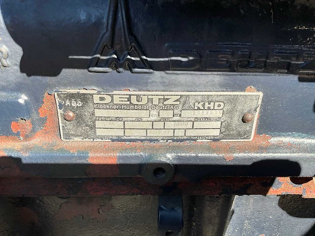 Deutz-fahr dx 6.50 vierwielaangedreven landbouwtractor - afbeelding 10 van  40