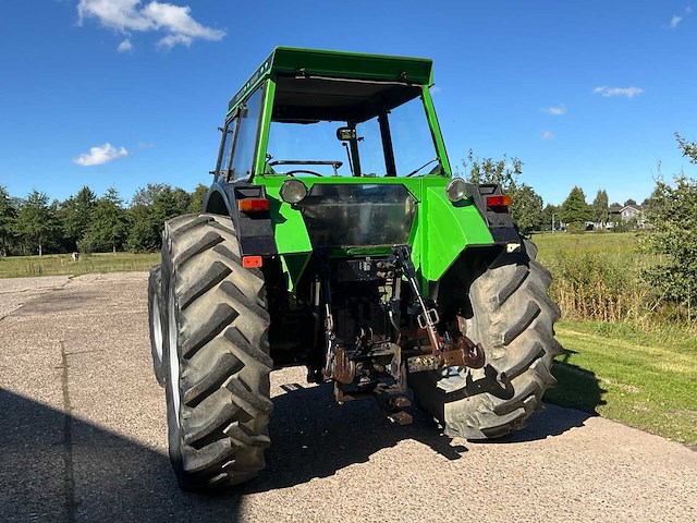 Deutz-fahr dx 6.50 vierwielaangedreven landbouwtractor - afbeelding 15 van  40