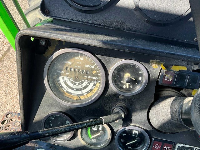 Deutz-fahr dx 6.50 vierwielaangedreven landbouwtractor - afbeelding 28 van  40