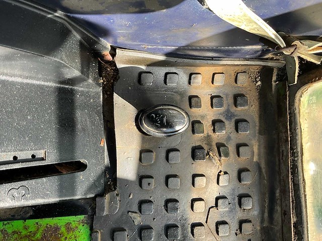 Deutz-fahr dx 6.50 vierwielaangedreven landbouwtractor - afbeelding 31 van  40