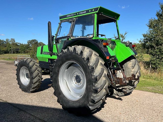 Deutz-fahr dx 6.50 vierwielaangedreven landbouwtractor - afbeelding 37 van  40