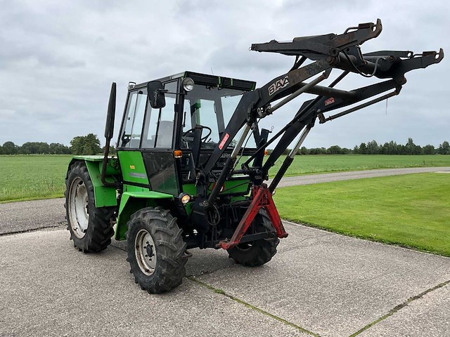 Deutz-fahr intrac 2004 vierwielaangedreven landbouwtractor - afbeelding 33 van  40